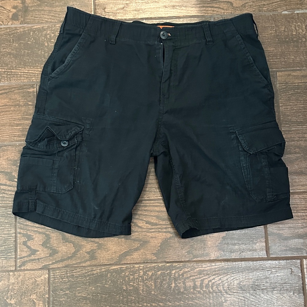 Urban Pipeline Men's Dark Cargo Shorts